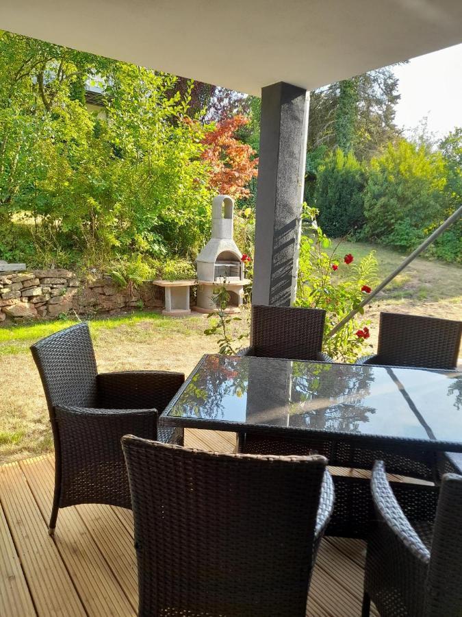 Haus Edda - Ferienwohnungen Mit Garten Und Schlossblick Marburg Екстер'єр фото