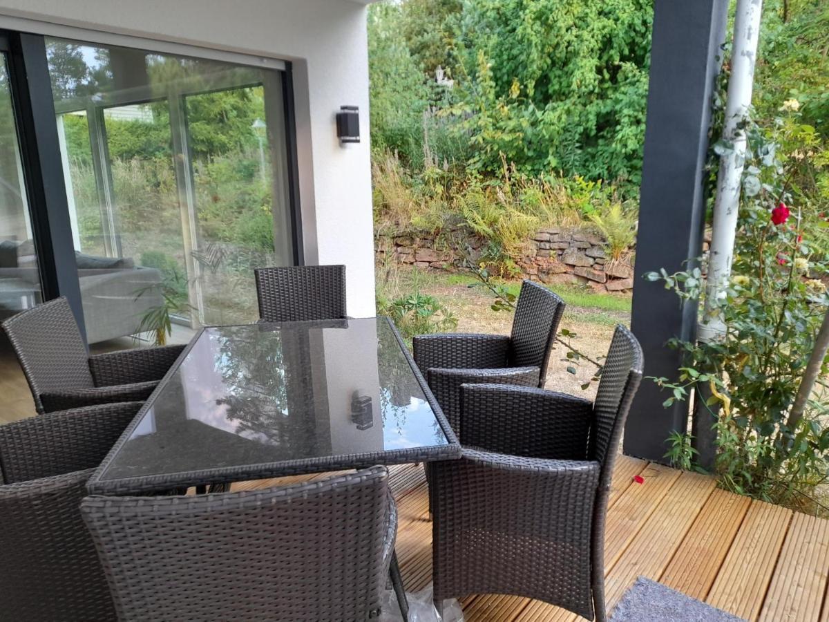 Haus Edda - Ferienwohnungen Mit Garten Und Schlossblick Marburg Екстер'єр фото
