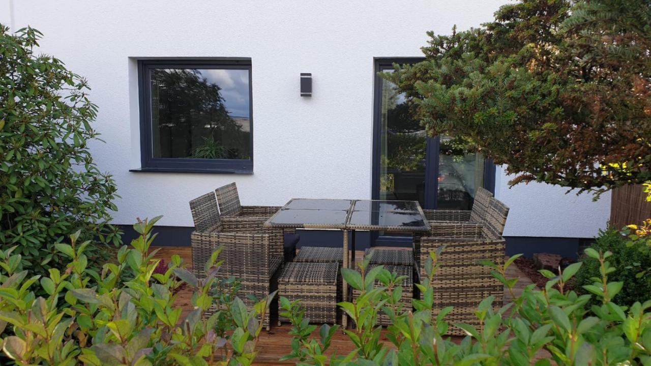 Haus Edda - Ferienwohnungen Mit Garten Und Schlossblick Marburg Екстер'єр фото